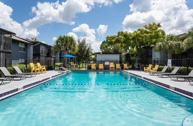 Building Photo - Royal Isles Apartments