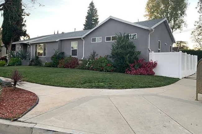 Building Photo - 5763 Bianca Ave