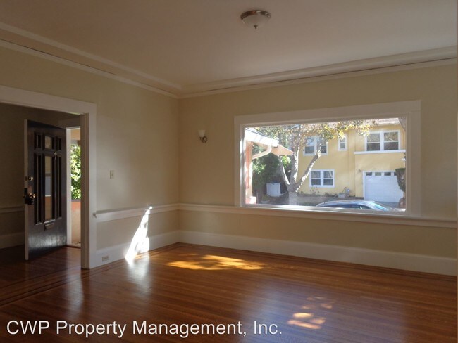 Foto del edificio - 36 Jerome Ave