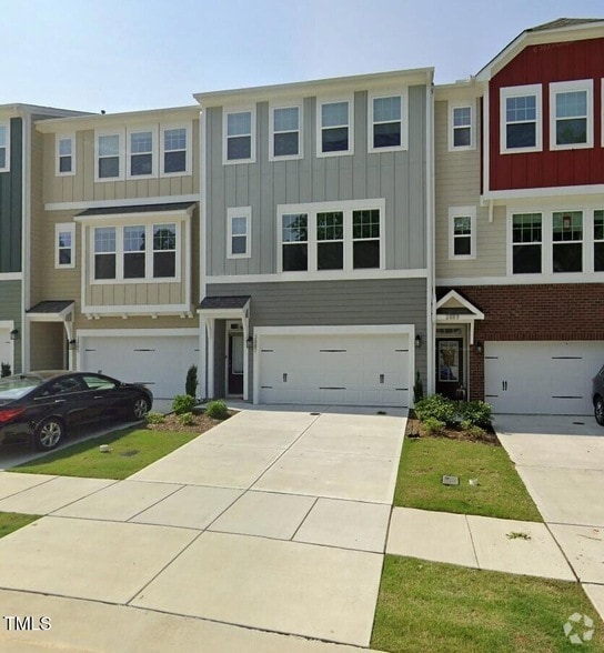 Building Photo - 2887 Macintosh Woods Dr