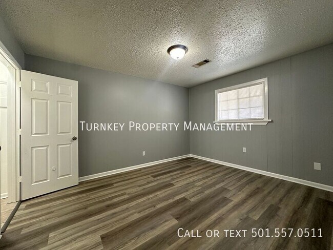 Foto del edificio - 222 W 23rd St