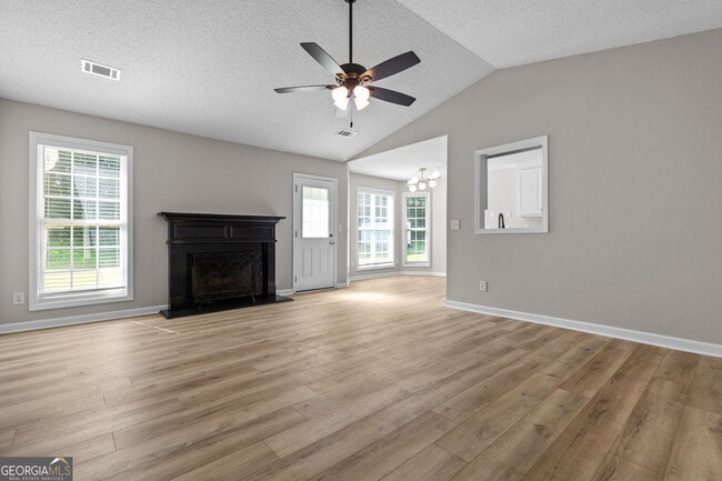 Building Photo - 1587 Brush Creek Dr