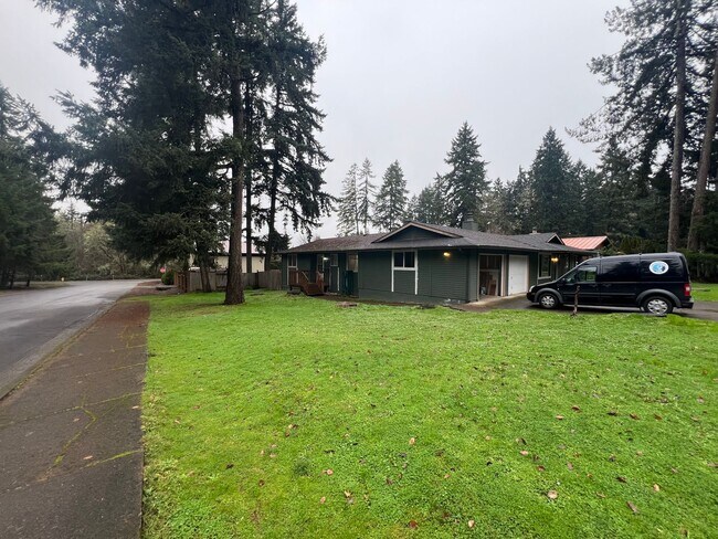 Foto del edificio - 2-Bedroom 1-Bathroom Duplex in Veneta