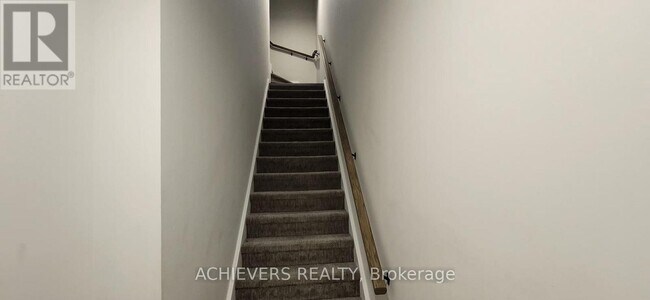 Building Photo - 3900 Savoy St