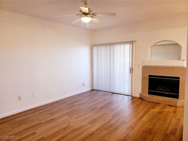 Building Photo - 8716 Red Rio Dr