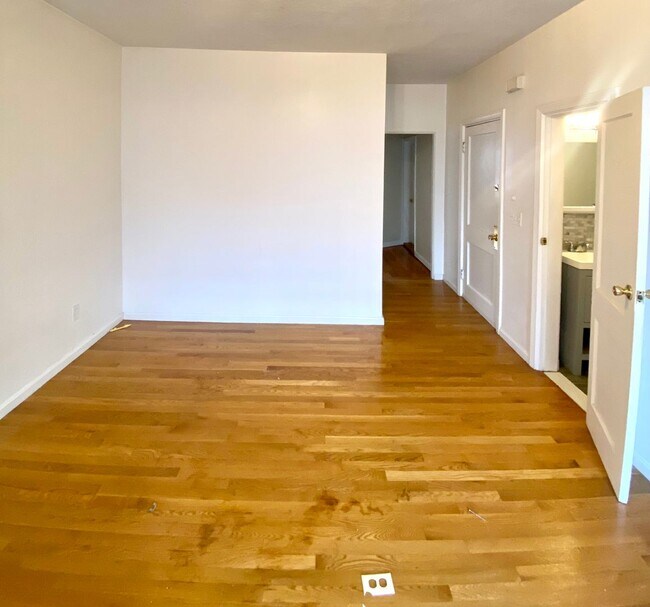 Foto del edificio - 284 Chelsea St