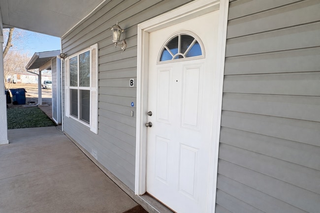 Photo - 508 E Grant Ave House