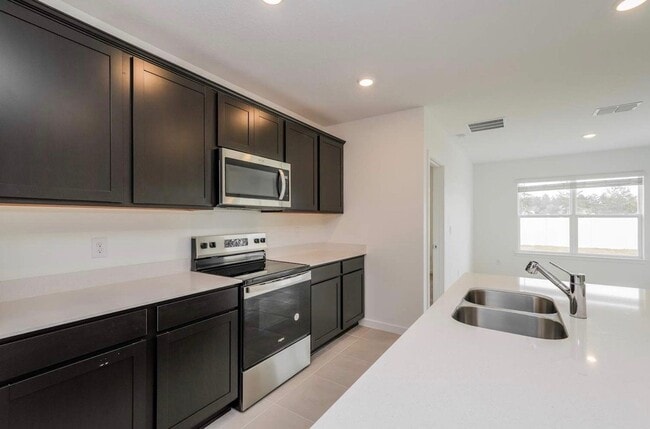 Building Photo - 2329 Scenic Hill Dr