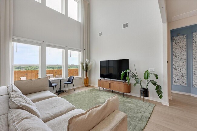 Building Photo - 4902 Seadrift Dr