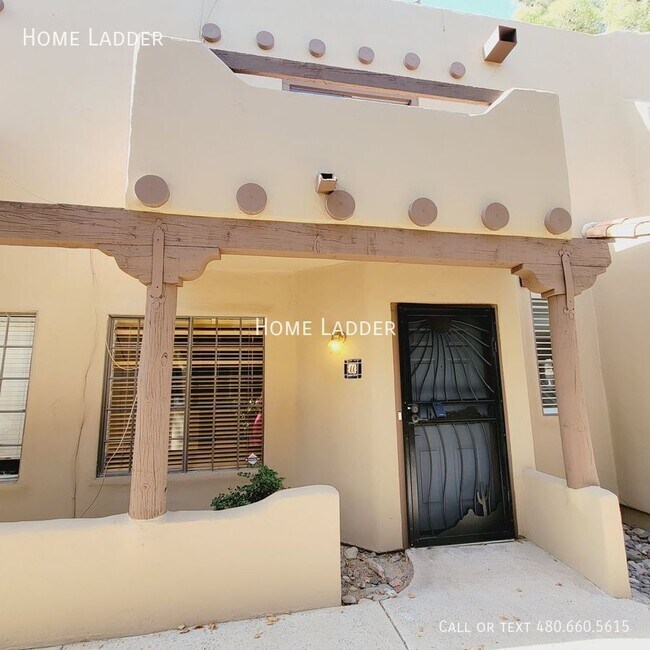 Photo - 1446 E Grovers Ave Apartment