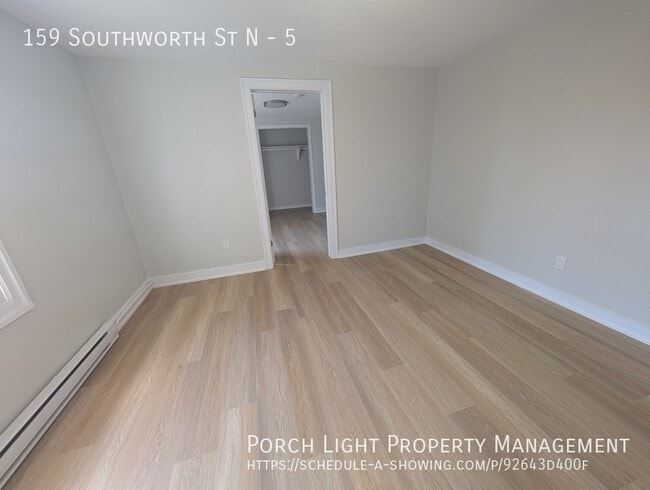 Building Photo - Bright and Fully Remodeled 2 Bedroom