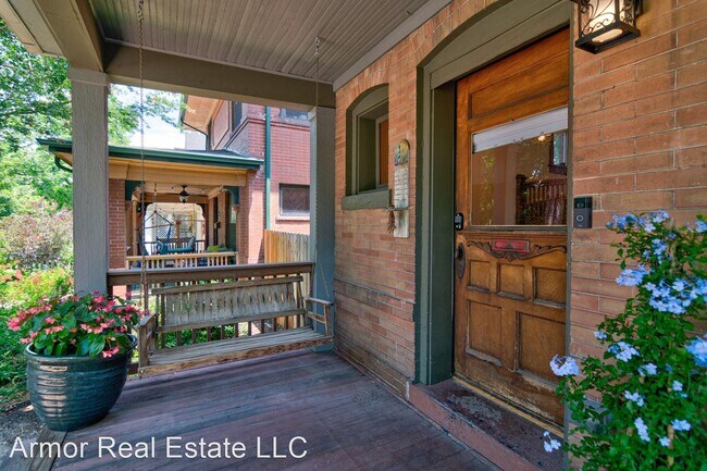 Building Photo - 4 br, 3 bath House - 1214 Elizabeth St