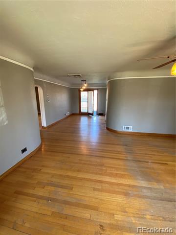 Foto del edificio - 2676 Tennyson St