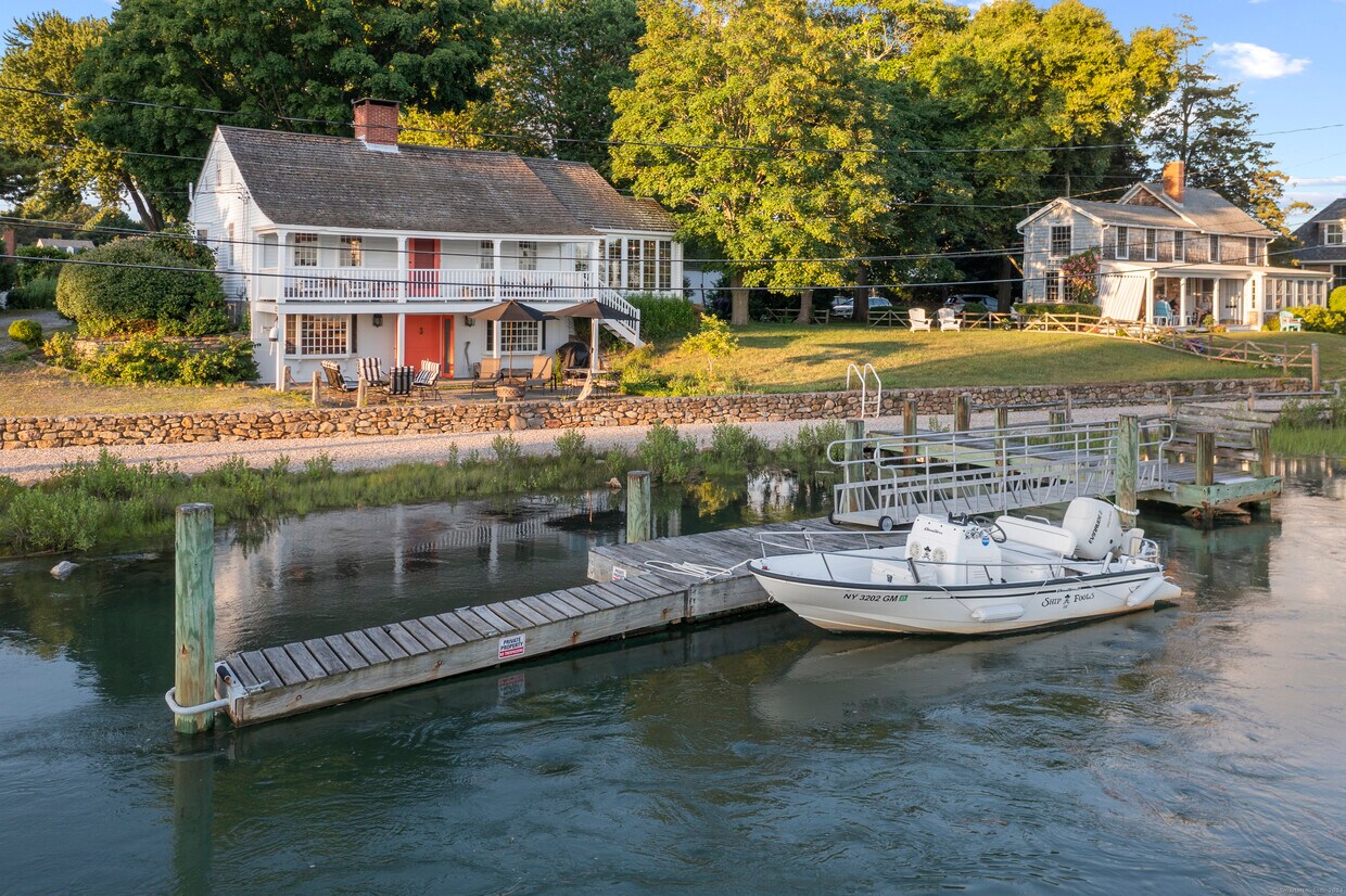 85 Waterside Ln, Clinton, CT 06413 House Rental in Clinton, CT