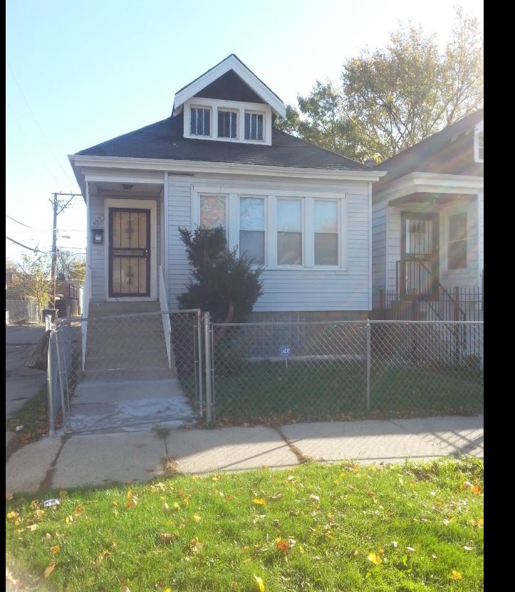 Primary Photo - 5515 S Hoyne Ave