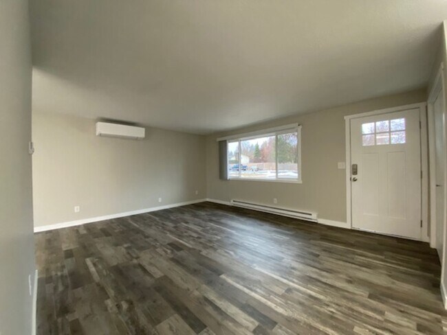 Foto del edificio - 2720 S McCabe Rd