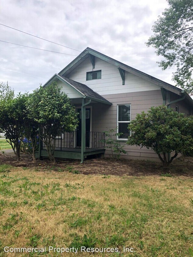 Foto principal - 400 Glen Creek Rd NW