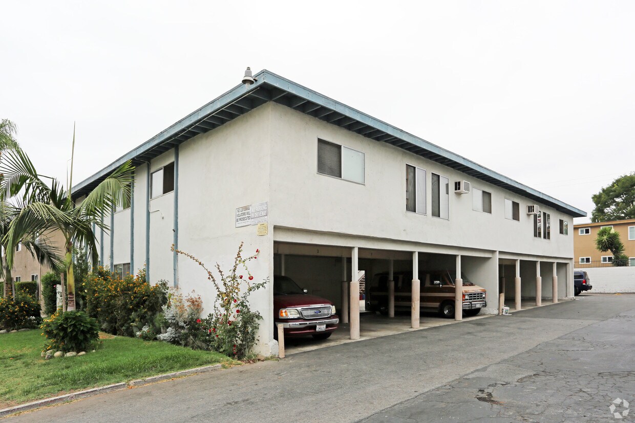 Building Photo - Buena Grove