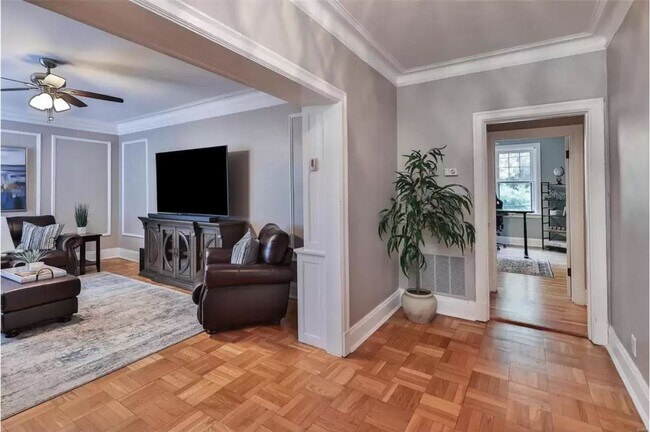 Aéreo - 7515 Buckingham Dr