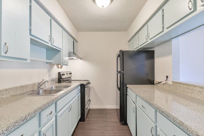 Foto del edificio - 3 Bedr/ 1 bath Beautiful Home in Angleton, TX