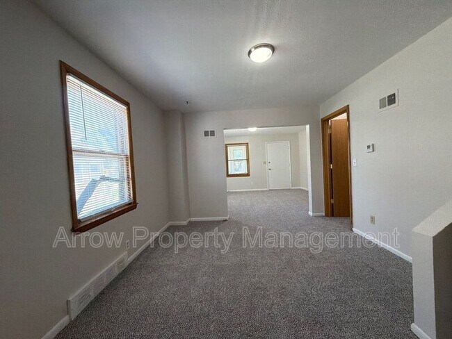 Foto del edificio - 1309 S 10th St