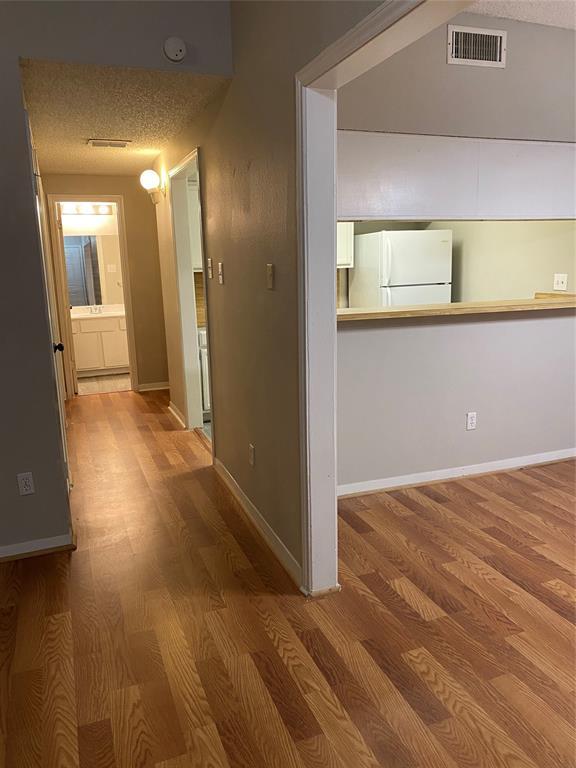 Building Photo - 10156 Waterstone Dr