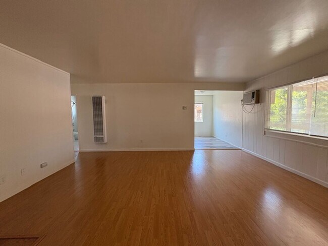 Foto del edificio - La Mar 4-Plex (25280) (DD)