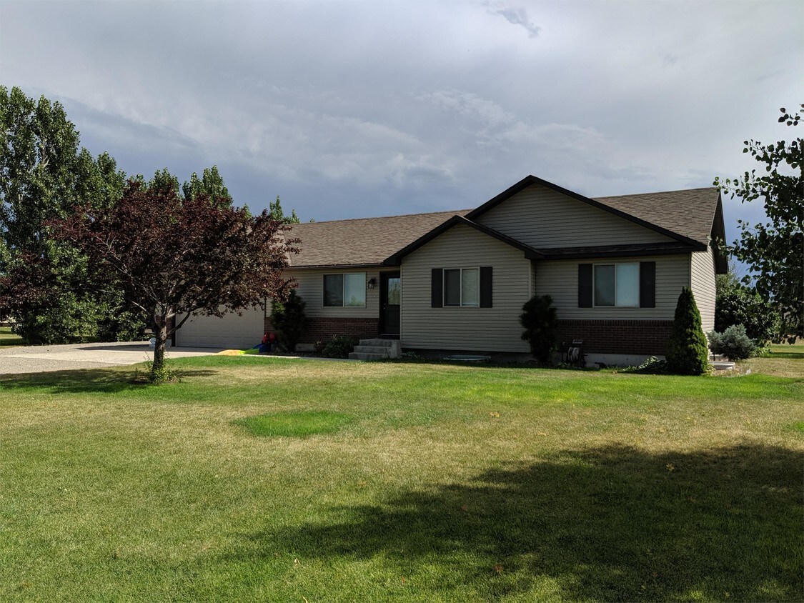 3920 E 172 N, Rigby, ID 83442 House Rental in Rigby, ID