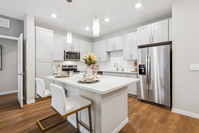 Building Photo - Ascend Crossroads