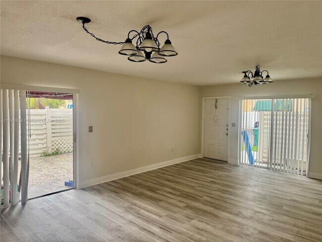 Foto del edificio - 14346 SW 96th Ln