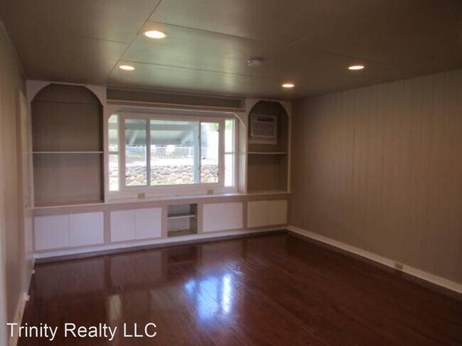 Building Photo - 3 br, 1 bath House - 94-1122 Huakai Street