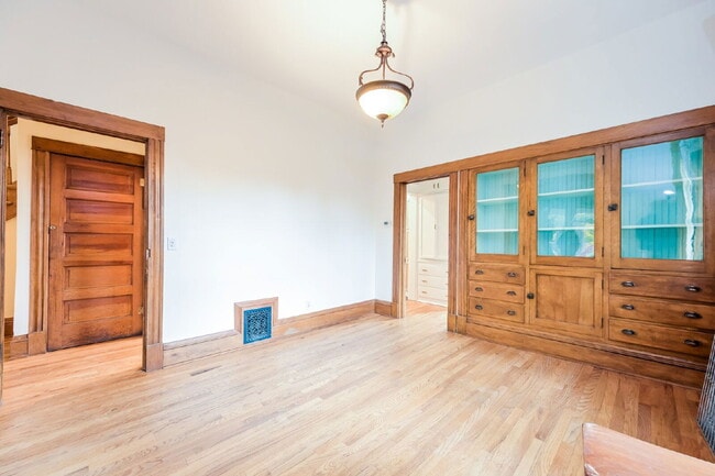 Foto del edificio - 1650 N Gaylord St