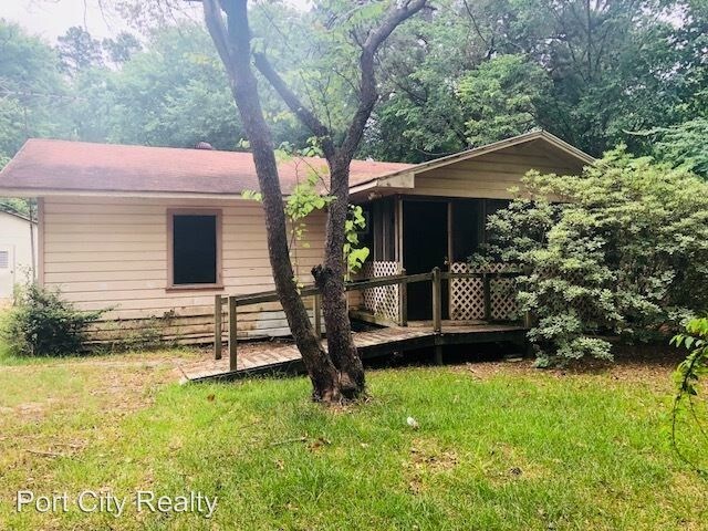 Primary Photo - 3 br, 2 bath House - 9685 Darrell Ave