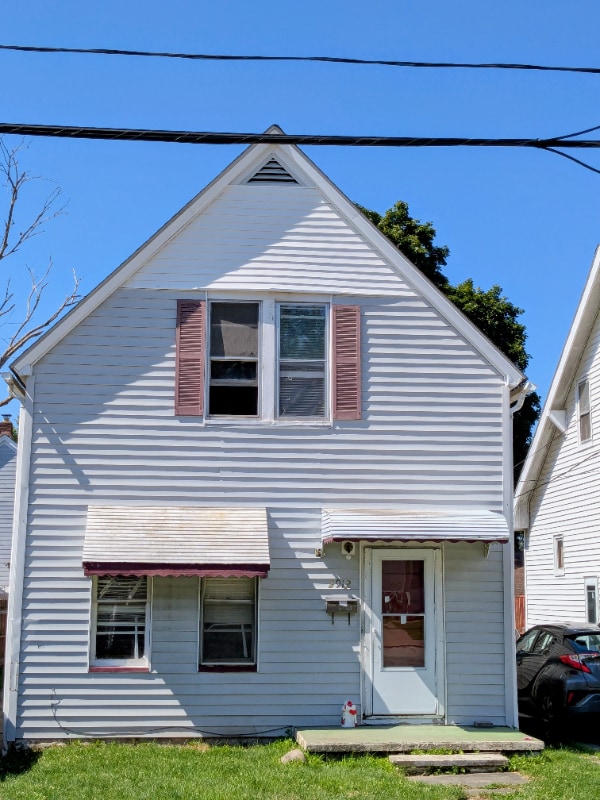 Primary Photo - 2912 Saratoga Ave