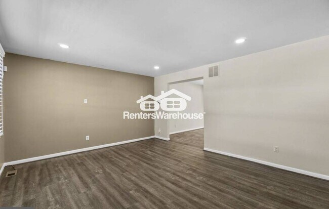 Foto del edificio - 241 Cedarmere Cir