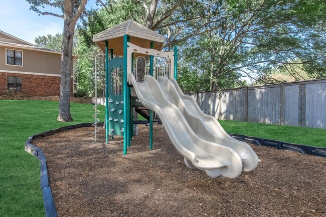 Building Photo - Orchard Landing Apartments