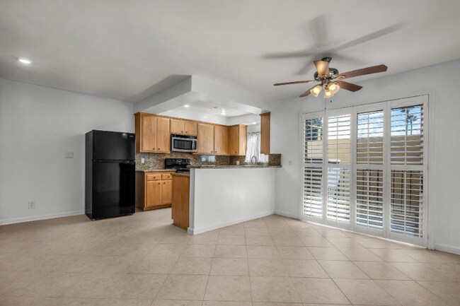 Foto del edificio - 810 Edgewood St