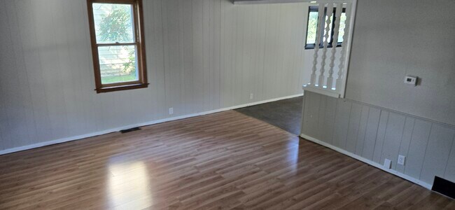 Foto del edificio - 1125 Carlisle Ave