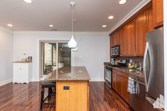 Building Photo - 1711 N Crilly Ct
