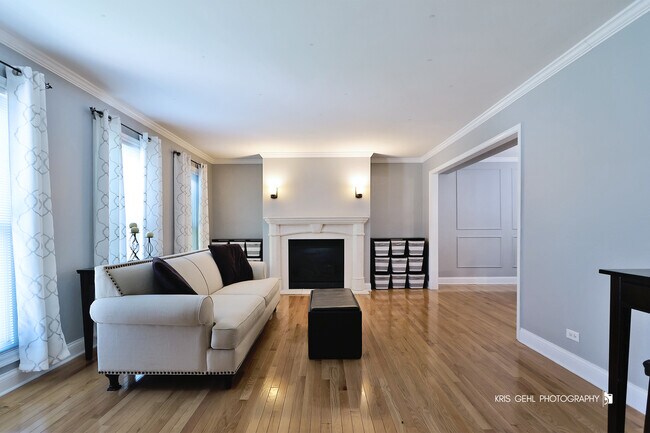 Foto del edificio - 1221 Creekside Dr