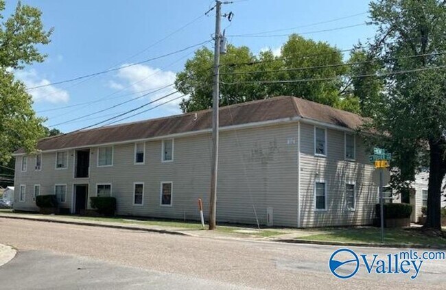 Foto del edificio - 4101 Mc Vay St SW