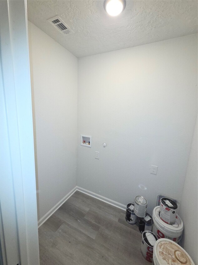 Foto del edificio - 4931 Cosby St