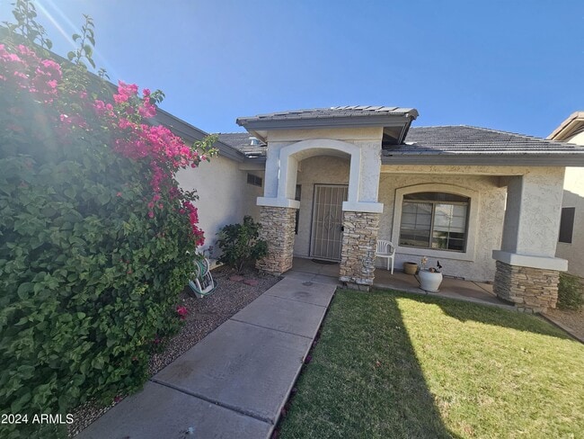 Building Photo - 2292 E Stottler Dr