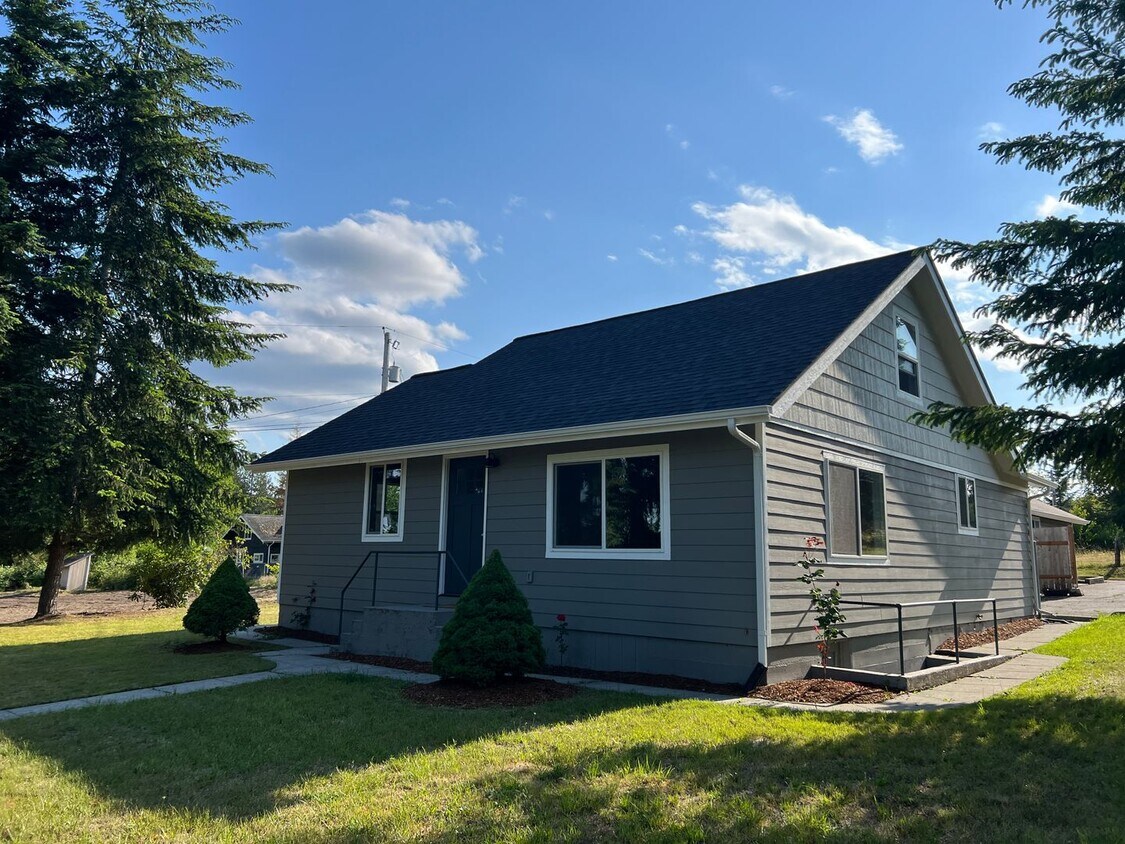Foto principal - Remodeled Poulsbo Home