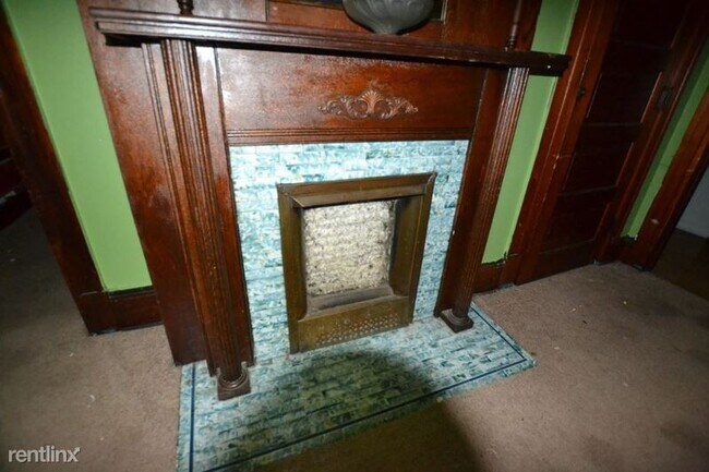 Foto del edificio - 3 br, 1 bath House - 16 7th St