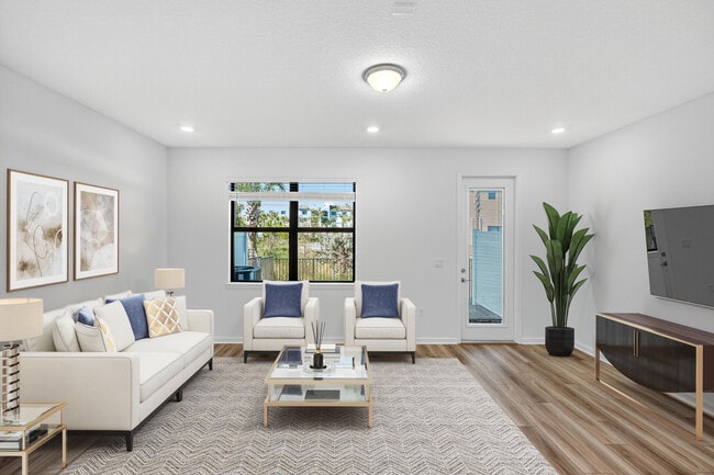 Building Photo - 7648 SW Lucy Ln