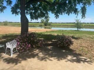 Foto del edificio - 13501 Silva Ranch Rd