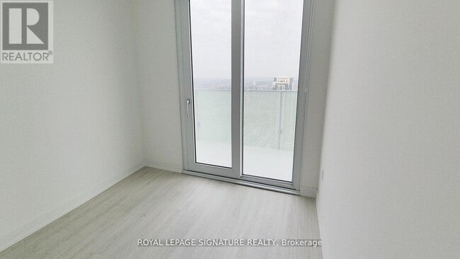 Photo du bâtiment - 3883 Quartz Rd