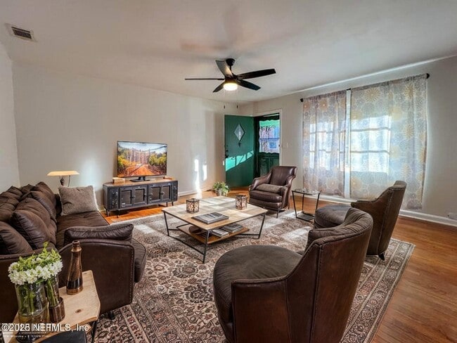 Foto del edificio - 1656 Talbot Ave