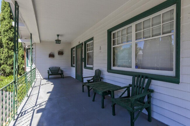 Building Photo - 1116 Bernal Ave